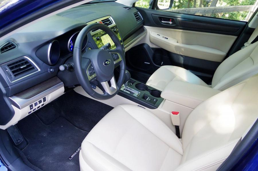  Subaru Legacy 2015 года  (US) (фото 15 из 35)